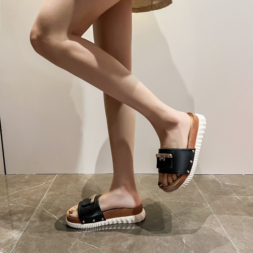 W13