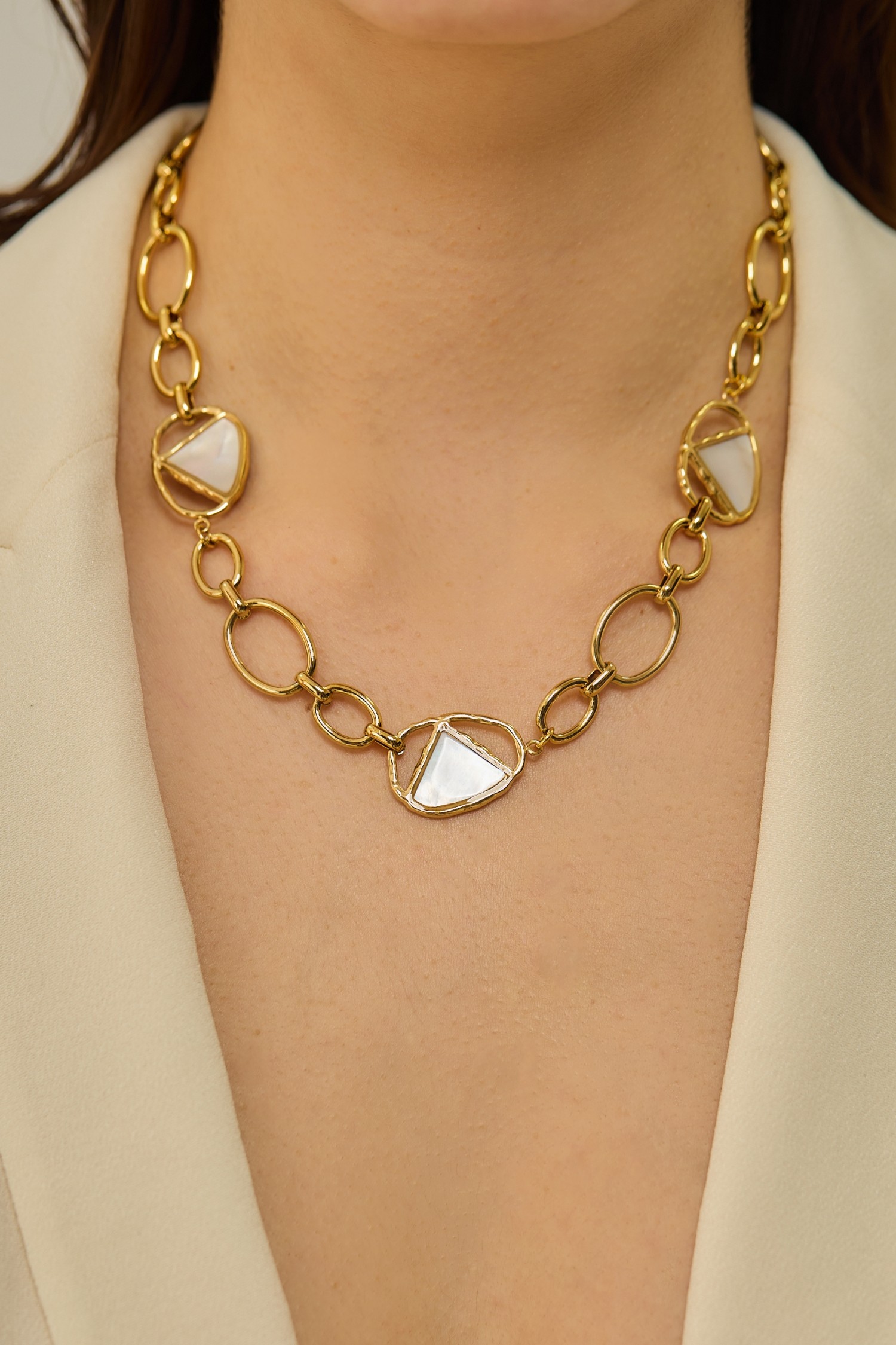 03COLLIER85