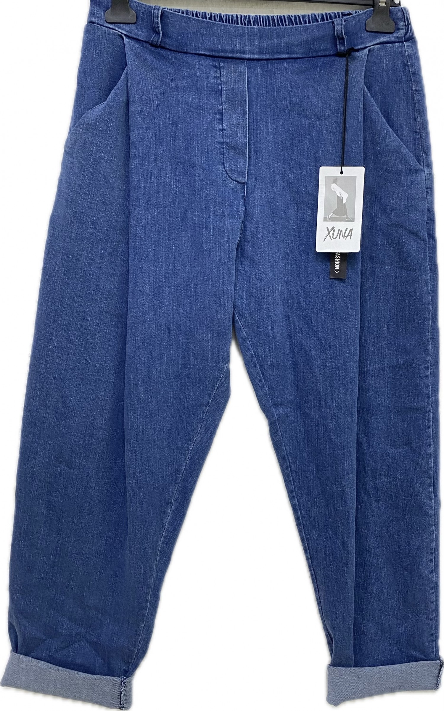 XYC246168